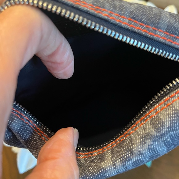 RARE DIOR DENIM OBLIQUE POUCH - Picture 8 of 12